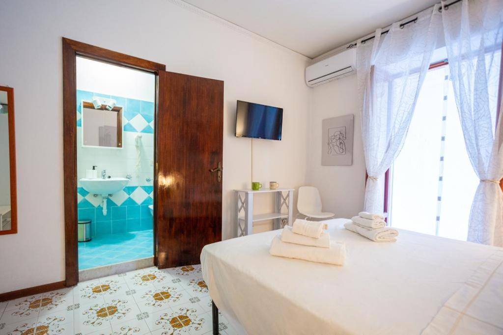 Villa Rosa Rooms Иския Екстериор снимка